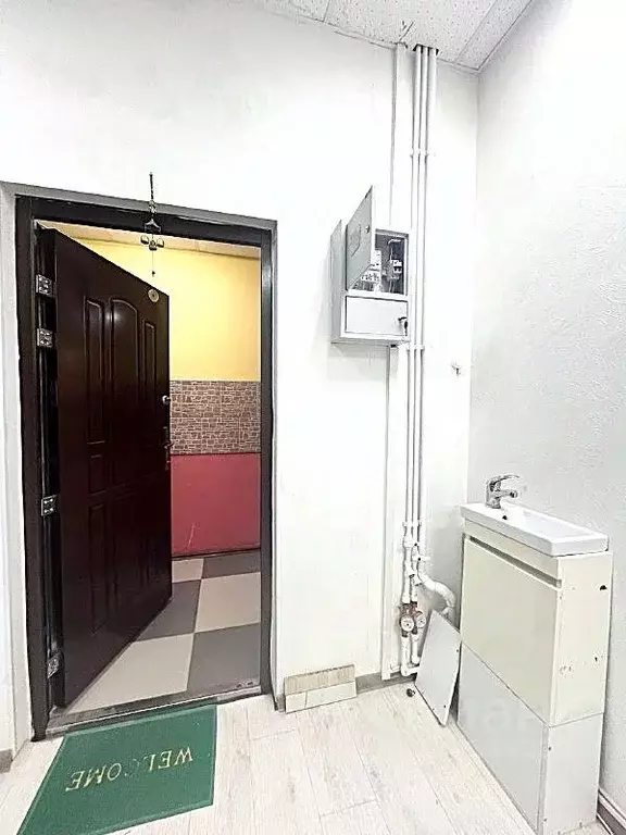 Офис в Саха (Якутия), Якутск ул. Богдана Чижика, 2/2 (19 м) - Фото 2