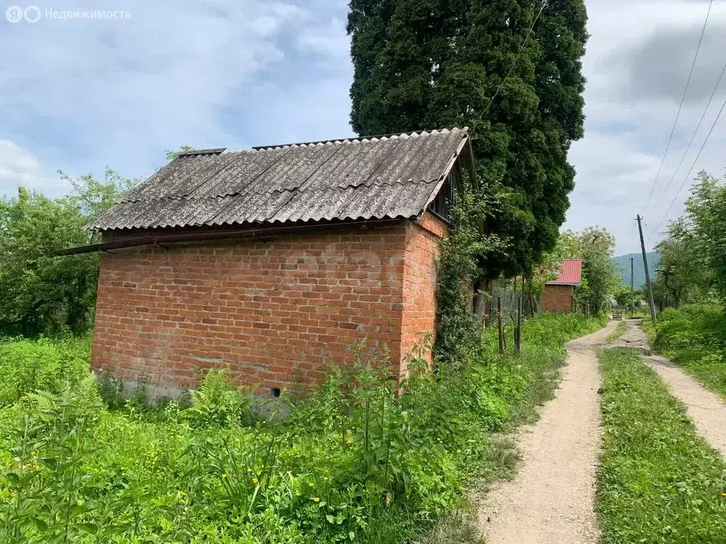 Участок в Владикавказ, посёлок городского типа Редант 2-й (4 м) - Фото 0