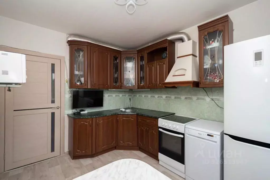 2-к кв. Иркутская область, Иркутск ул. Шмидта, 40 (66.7 м) - Фото 2