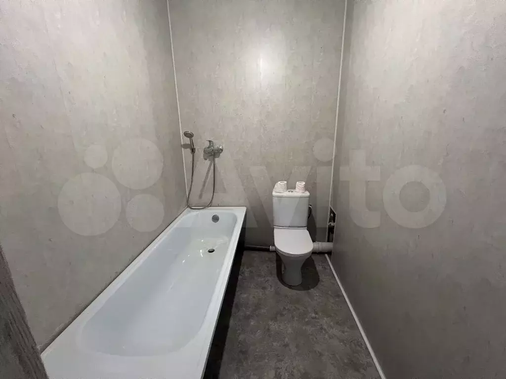 1-к. квартира, 45 м, 1/5 эт. - Фото 1