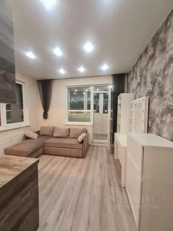 Студия Санкт-Петербург Октябрьская наб., 44 (25.0 м) - Фото 2