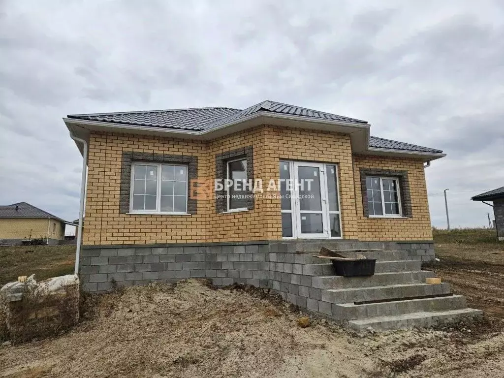 Дом в Белгородская область, Белгородский район, Беловское с/пос, с. ... - Фото 1