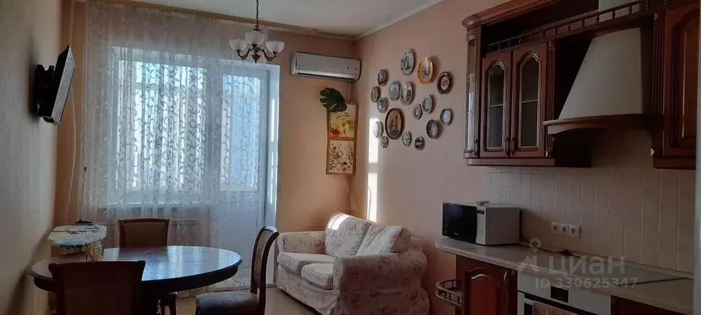 3-к кв. Омская область, Омск Заозерный мкр, просп. Менделеева, 44к2 ... - Фото 1