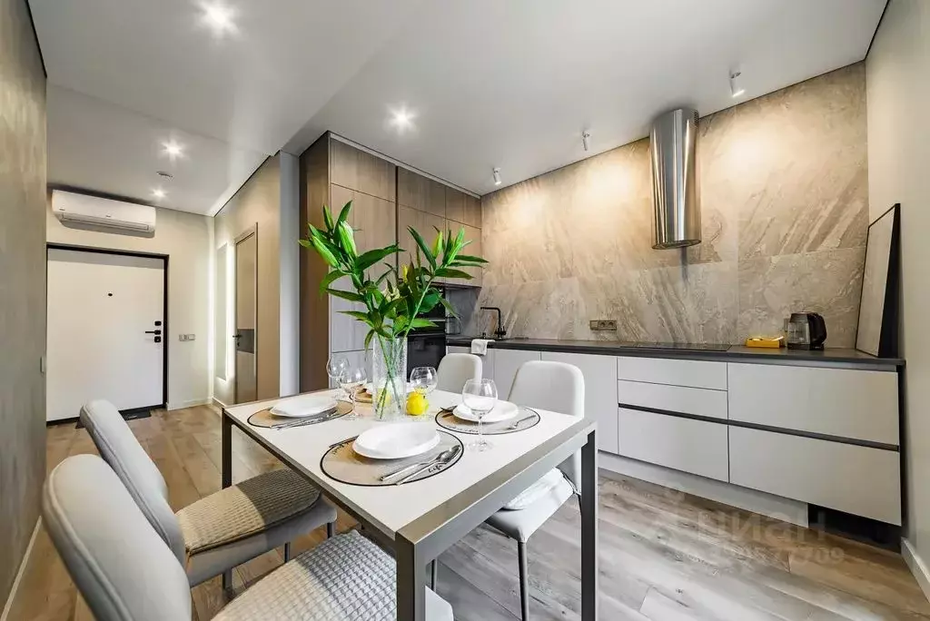 2-к кв. Приморский край, Владивосток ул. Сочинская, 12 (56.0 м) - Фото 2