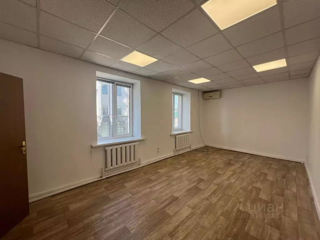 Офис в Оренбургская область, Оренбург Пушкинская ул., 49 (24 м) - Фото 0
