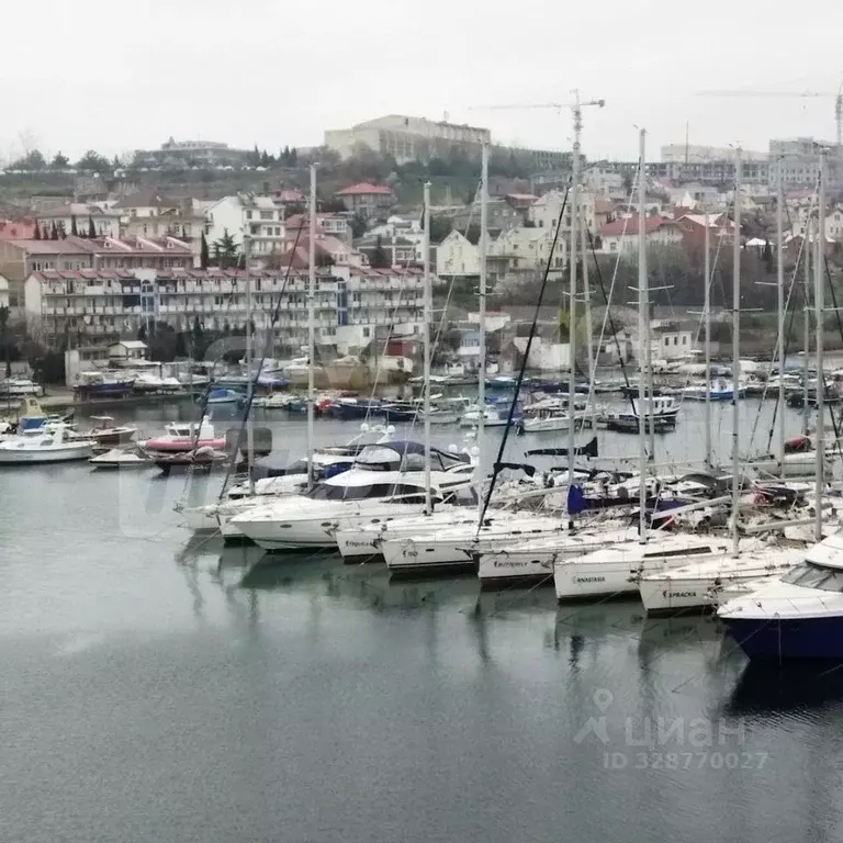 1-к кв. Севастополь ул. Адмирала Фадеева, 18 (59.0 м) - Фото 2