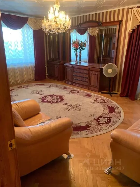 3-к кв. Удмуртия, Ижевск ул. Ворошилова, 125 (100.0 м) - Фото 1