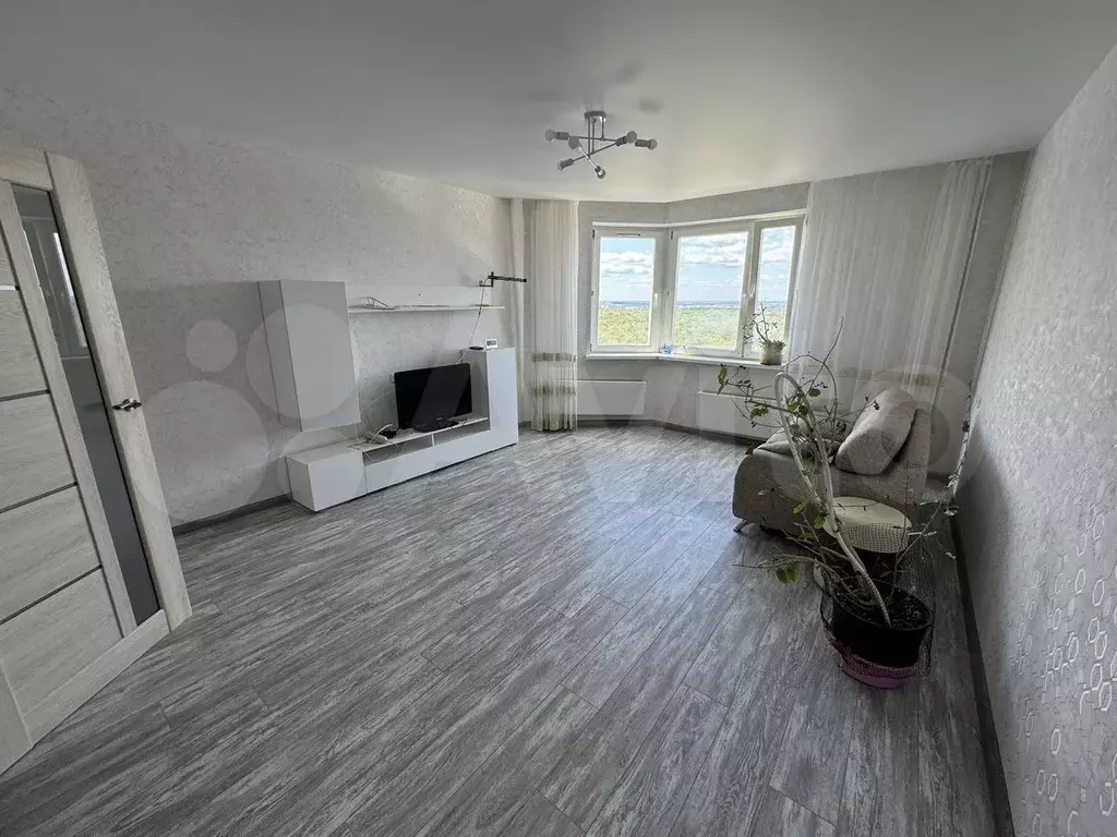2-к. квартира, 60 м, 16/16 эт. - Фото 1