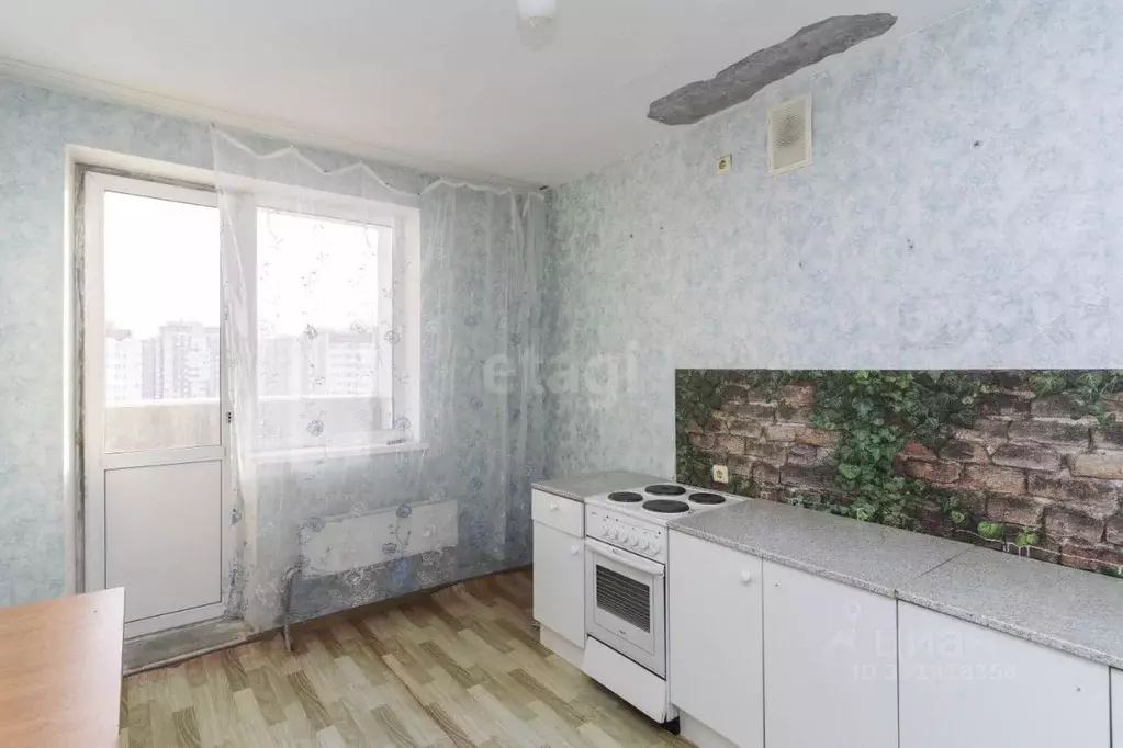 4-к кв. Тюменская область, Тюмень ул. Василия Гольцова, 2 (96.5 м) - Фото 1
