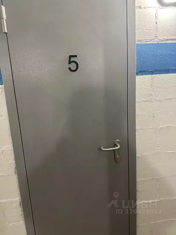 Гараж в Московская область, Одинцовский городской округ, с. Лайково, ... - Фото 1