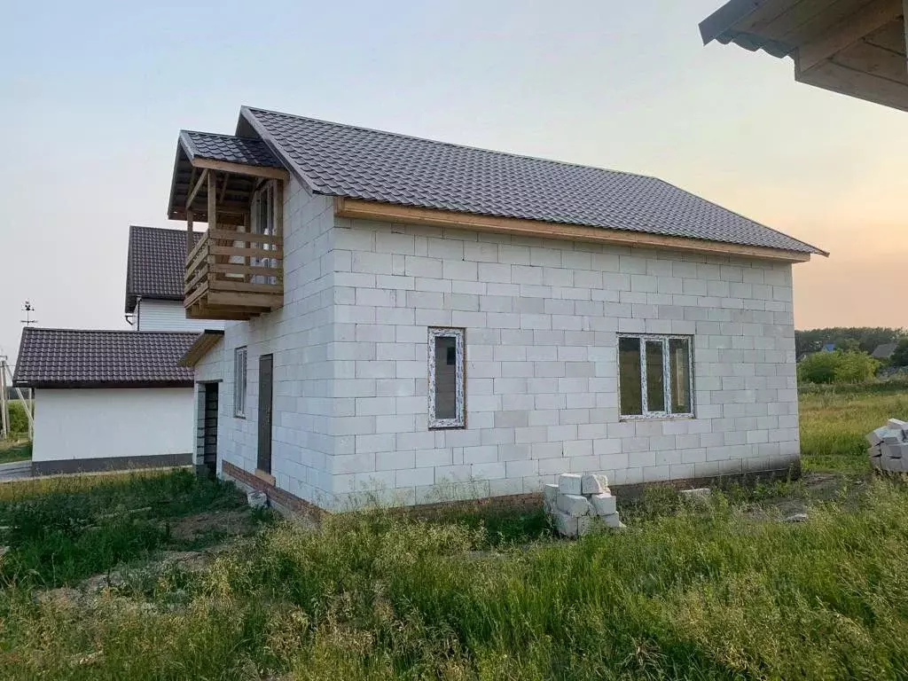 Дом в Алтайский край, Барнаул городской округ, пос. Центральный пер. ... - Фото 0