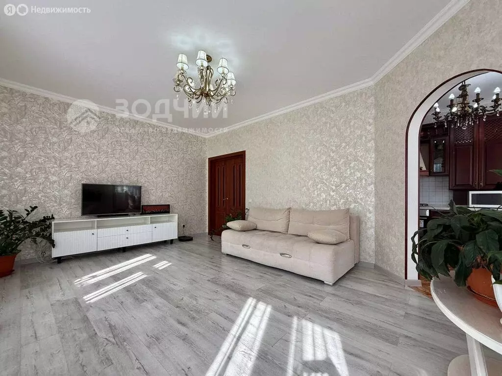 3-комнатная квартира: Чебоксары, улица Шумилова, 30к1 (80 м) - Фото 1