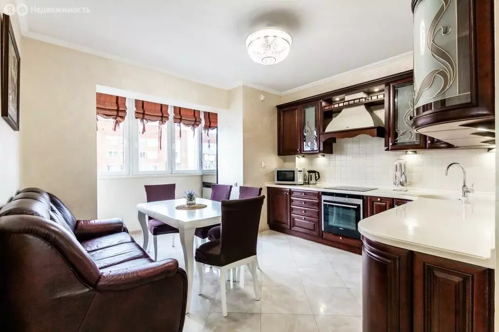 3-комнатная квартира: Калининград, улица Куйбышева, 40 (102.1 м) - Фото 1