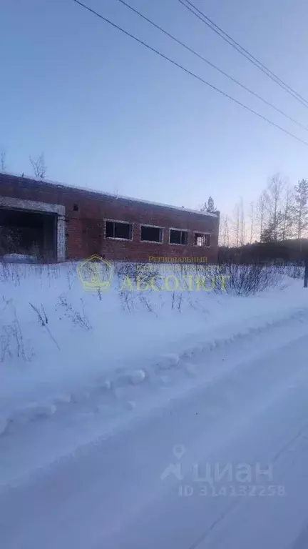 Помещение свободного назначения в Свердловская область, Дегтярск  (177 ... - Фото 0