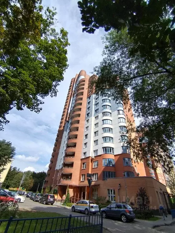 2-к кв. Московская область, Химки ул. Калинина, 11 (68.0 м) - Фото 0