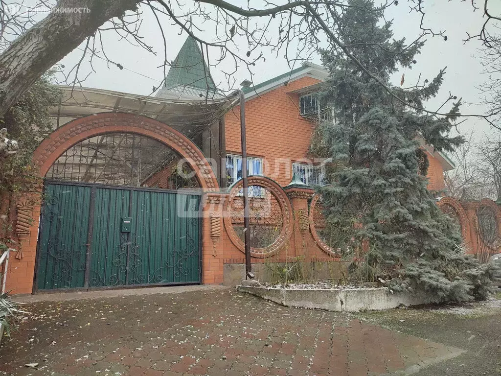 Дом в Майкоп, улица Островского, 11 (273 м) - Фото 0