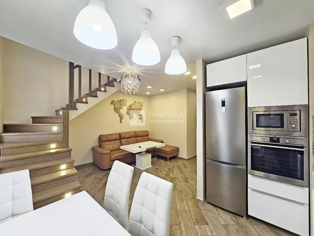 Продается 3-комнатная квартира - Фото 1