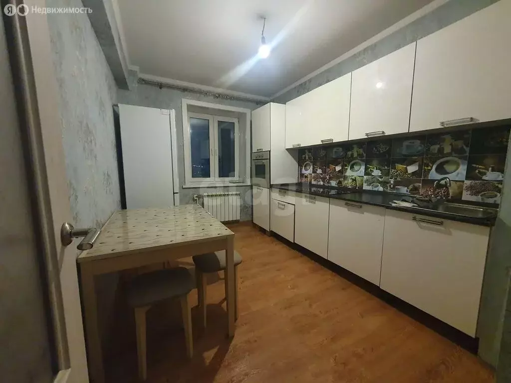 2-комнатная квартира: Улан-Удэ, Советская улица, 23А (59 м) - Фото 1