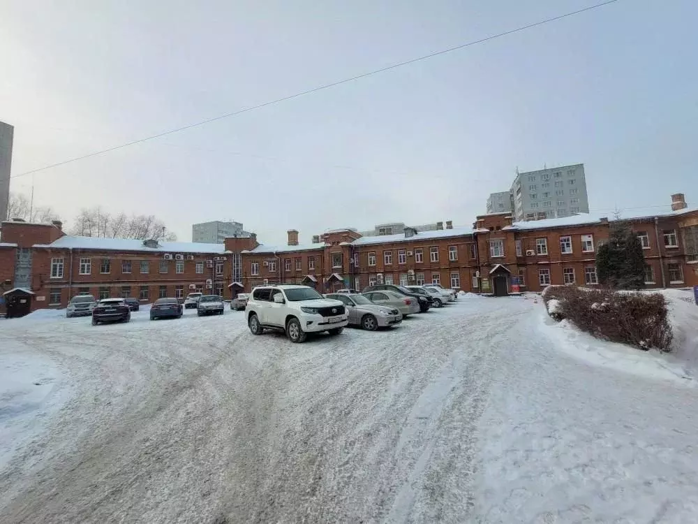 Помещение свободного назначения в Омская область, Омск ул. Красный ... - Фото 0