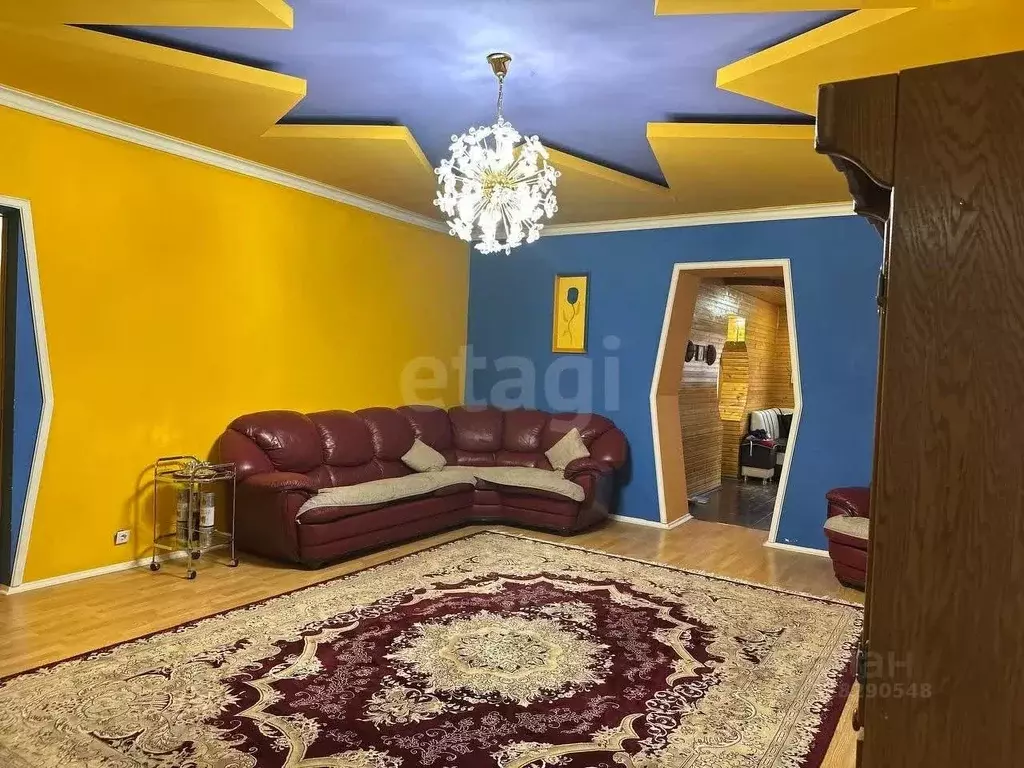 Дом в Северная Осетия, Владикавказ ул. Таболова, 11 (150 м) - Фото 1