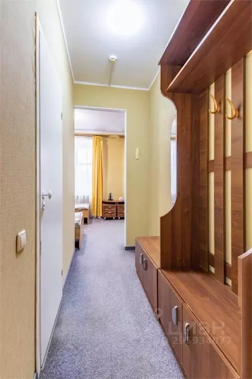 Комната Свердловская область, Екатеринбург ул. Красноармейская, 1 ... - Фото 1
