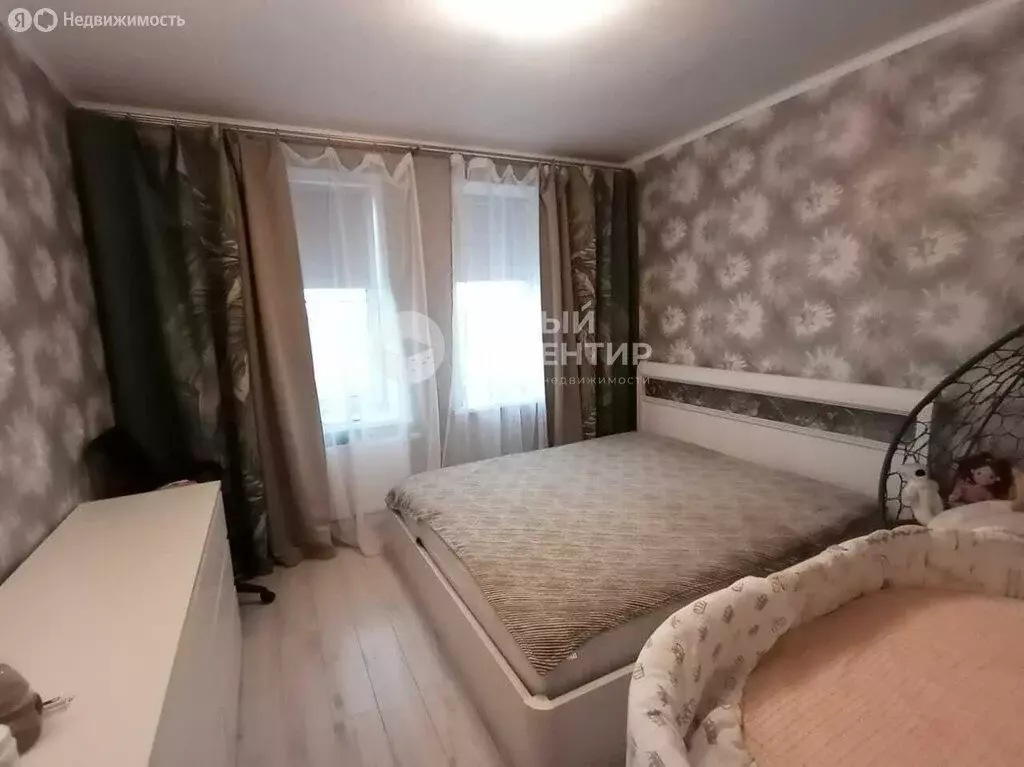 3-комнатная квартира: Екатеринбург, Лучистая улица, 4 (72.7 м) - Фото 0
