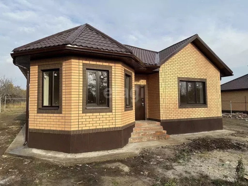 Дом в Курская область, Курский район, Нижнемедведицкий сельсовет, ... - Фото 1