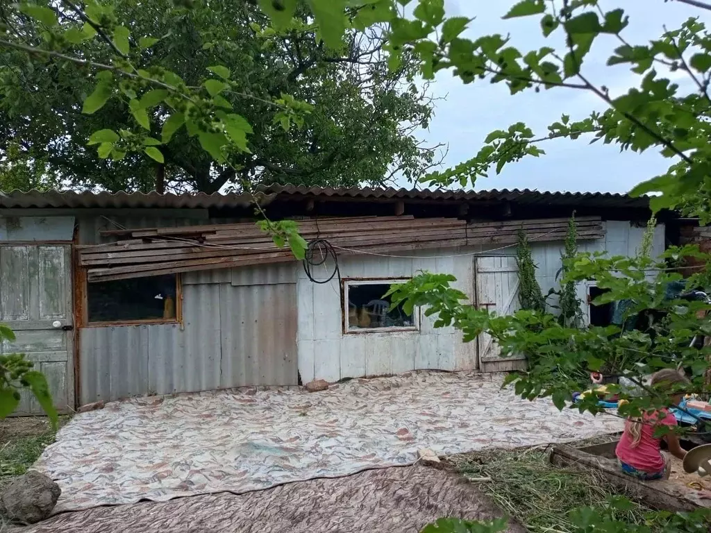 Дом в Краснодарский край, Ейский район, Кухаривское с/пос, с. ... - Фото 2