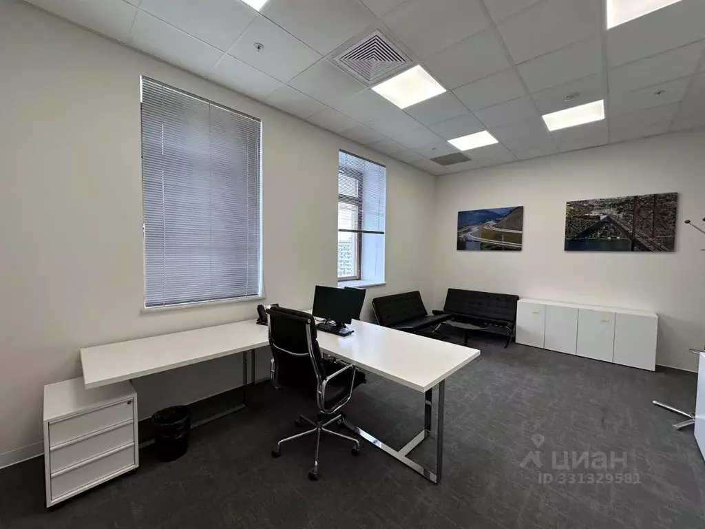 Офис в Москва Тверская ул., 16С1 (250 м) - Фото 1