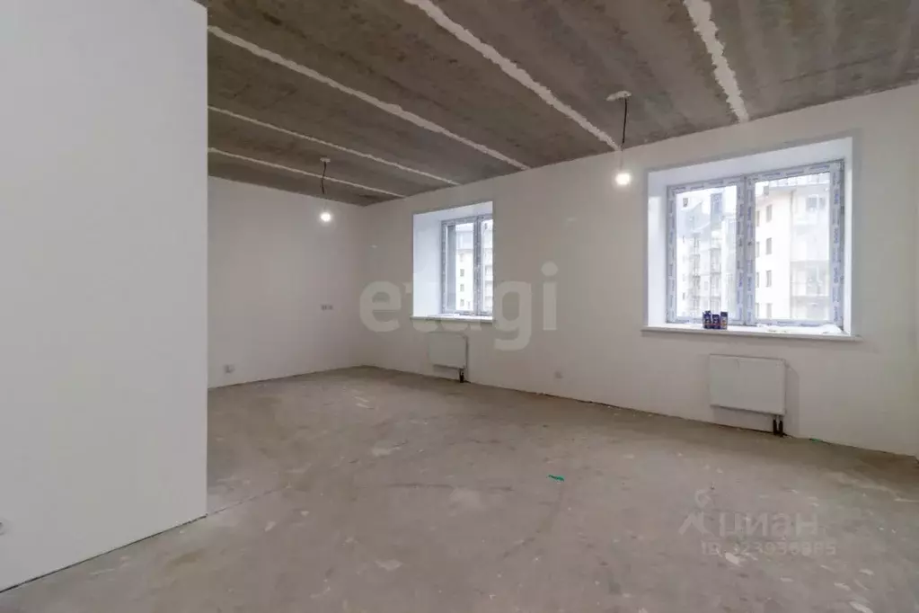 3-к кв. Красноярский край, Красноярск ул. Петра Подзолкова, 8 (99.9 м) - Фото 1