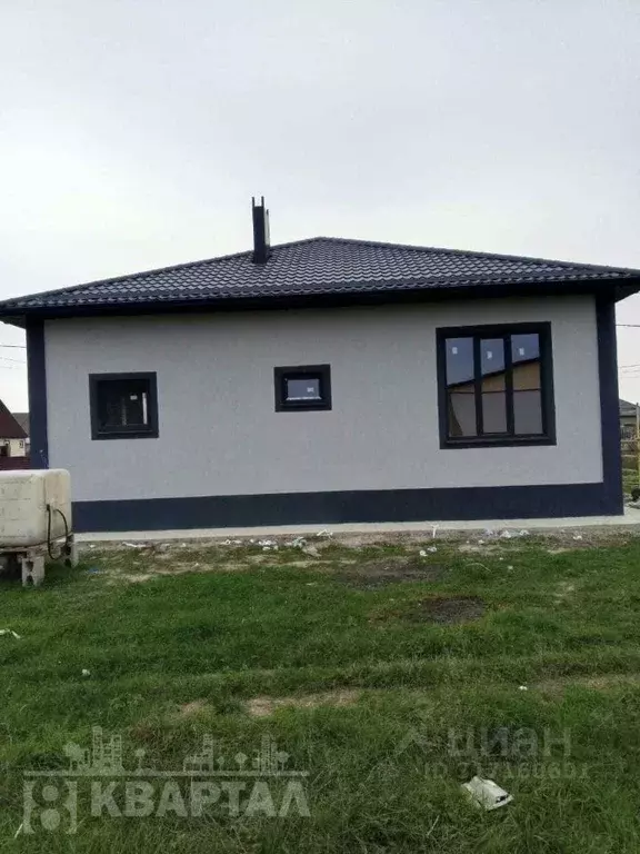 Дом в Краснодарский край, Крымск ул. Мироненко, 13/27 (100 м) - Фото 0