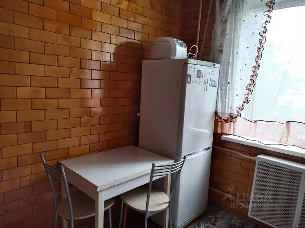 2-к кв. Владимирская область, Владимир ул. Разина, 31 (50.0 м) - Фото 1