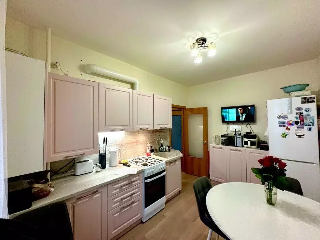 2-к кв. Белгородская область, Белгород ул. Виктора Лосева, 25 (57.1 м) - Фото 1