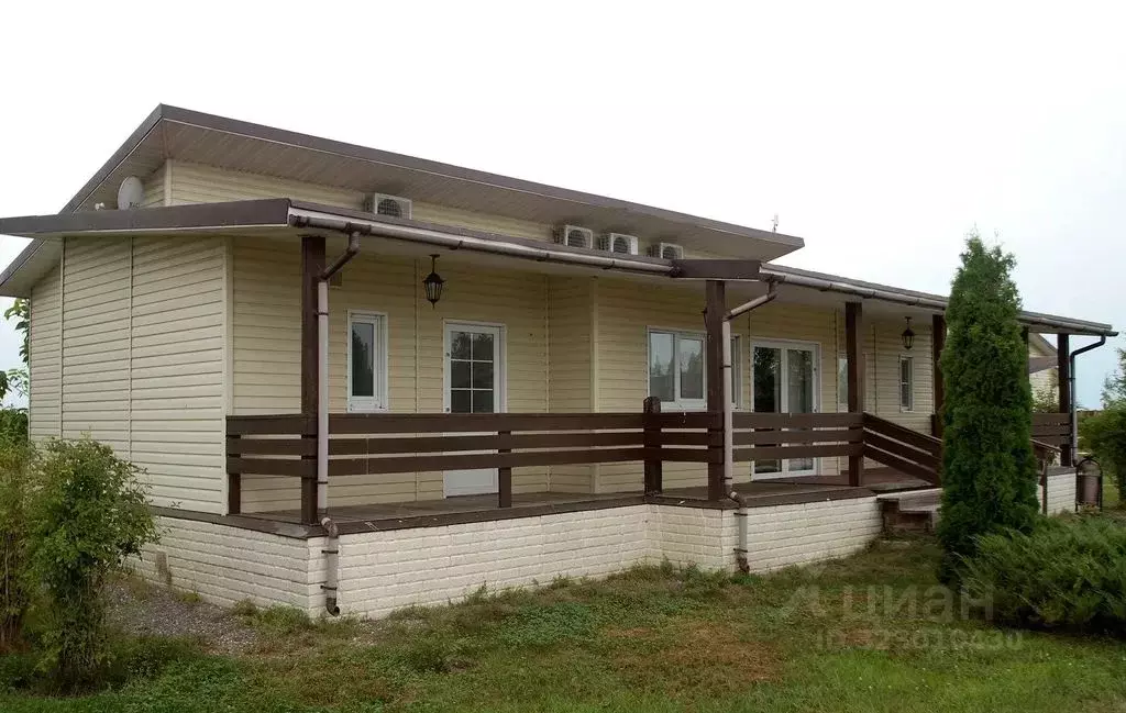 Дом в Астраханская область, Камызякский район, с. Гандурино  (130 м) - Фото 2