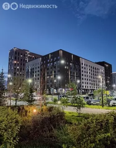 1-комнатная квартира: Тюмень, улица Республики, 204к10 (41.3 м) - Фото 0