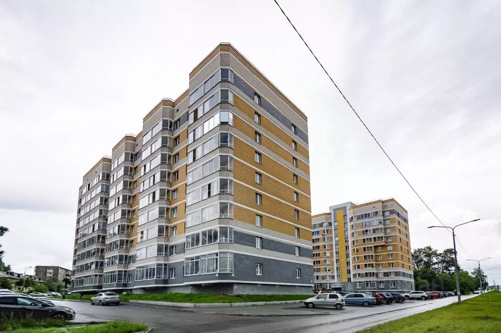 2-к кв. Свердловская область, Первоуральск ул. Сакко и Ванцетти, 10 ... - Фото 1