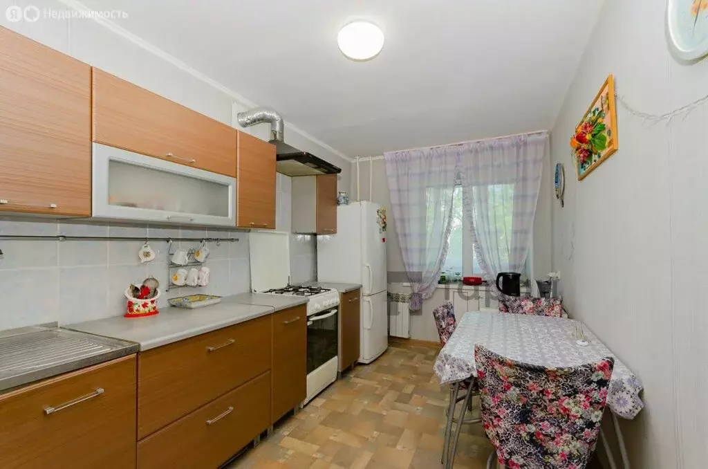 3-комнатная квартира: Челябинск, Новороссийская улица, 53 (61.9 м) - Фото 0
