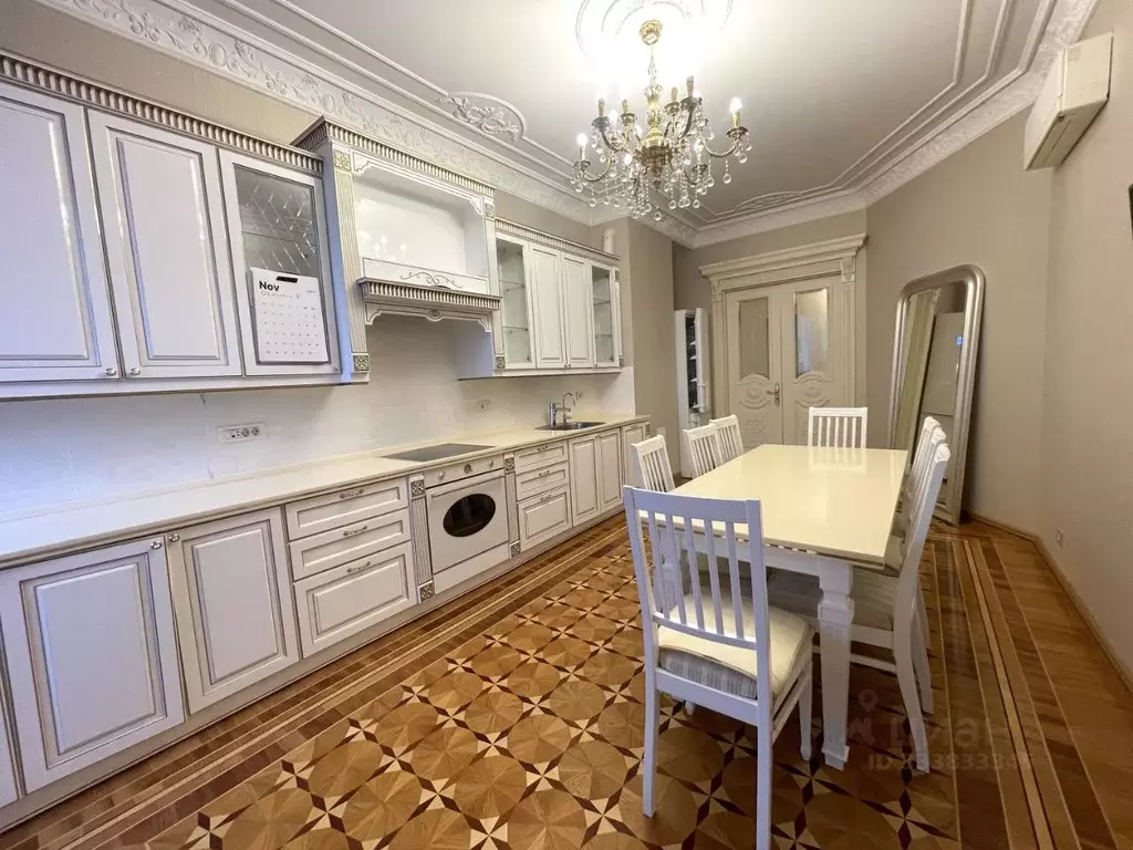 4-к кв. Москва Мосфильмовская ул., 70к4 (178.0 м) - Фото 1