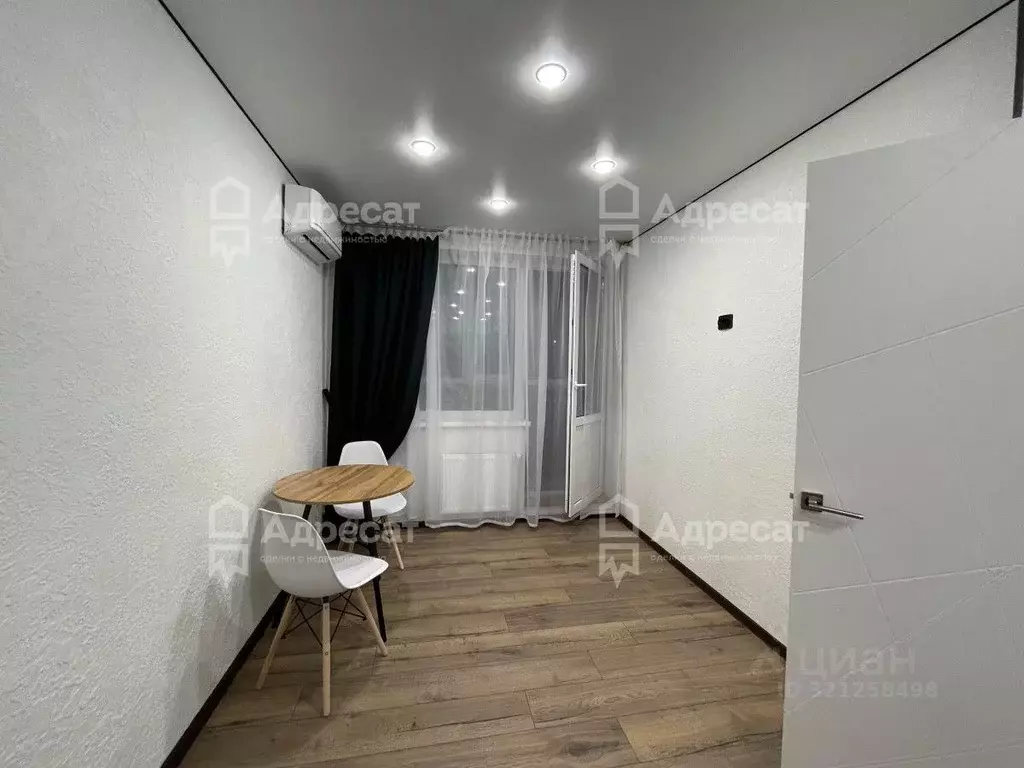 1-к кв. Волгоградская область, Волгоград ул. Гаря Хохолова, 13 (32.0 ... - Фото 0