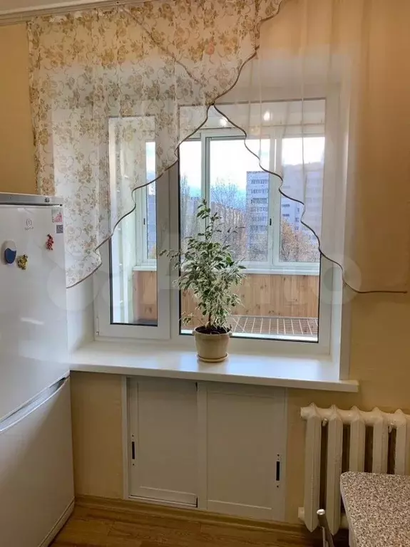 1-к. квартира, 42 м, 6/9 эт. - Фото 1