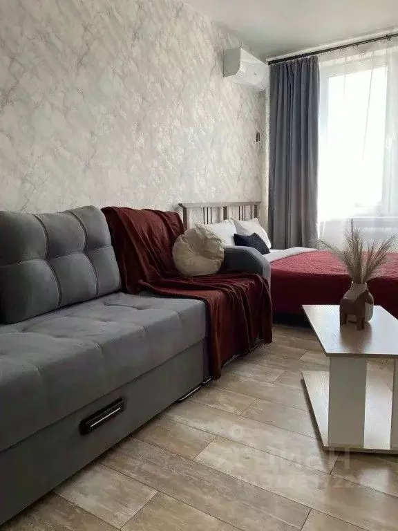 1-к кв. Омская область, Омск ул. 70 лет Октября, 3 (40.0 м) - Фото 0