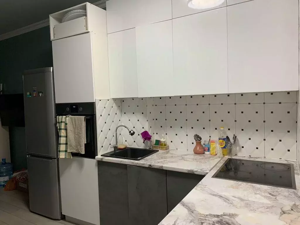 2-к кв. Саха (Якутия), Якутск 203-й мкр, 26 (71.0 м) - Фото 1