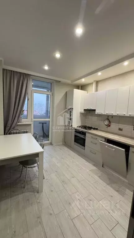 1-к кв. Калининградская область, Калининград ул. Кипарисовая, 3 (45.5 ... - Фото 1