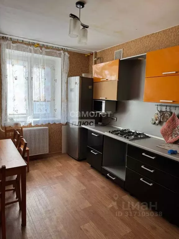 2-к кв. Брянская область, Брянск ул. Розы Люксембург, 47 (68.0 м) - Фото 1