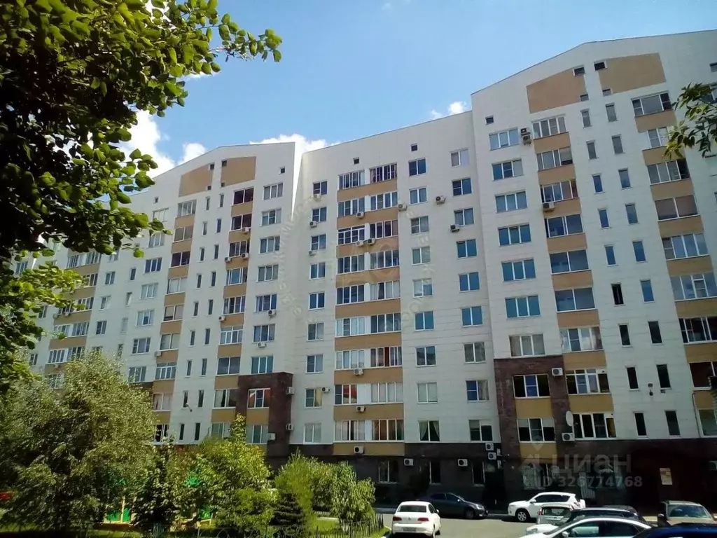 2-к кв. Курская область, Курск ул. Горького, 70 (81.3 м) - Фото 1