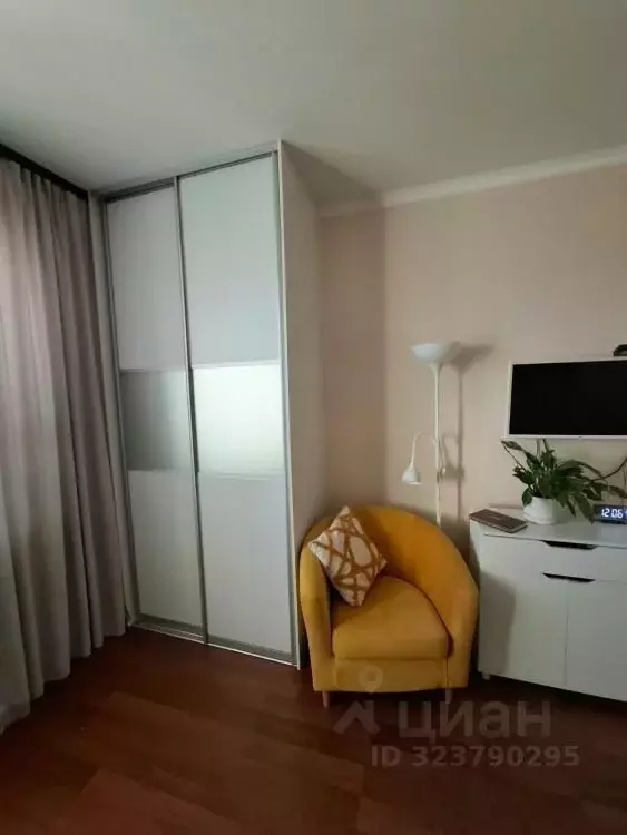 1-к кв. Омская область, Омск ул. 24-я Северная, 204к1 (37.4 м) - Фото 2