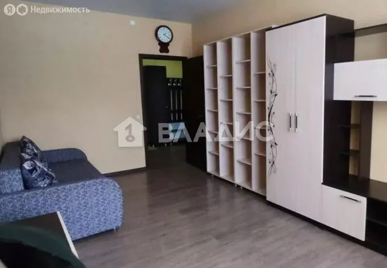 1-комнатная квартира: Волгоград, улица Ханпаши Нурадилова, 7 (43.8 м) - Фото 2