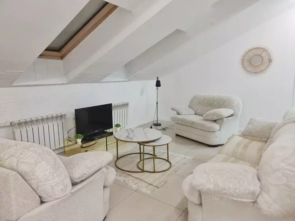 2-к кв. Татарстан, Казань ул. Карла Маркса, 5 (66.0 м) - Фото 1