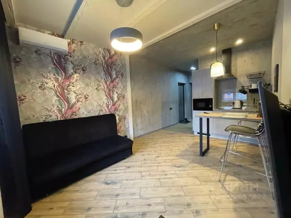 2-к кв. Омская область, Омск ул. Красный Путь, 103 (42.0 м) - Фото 2