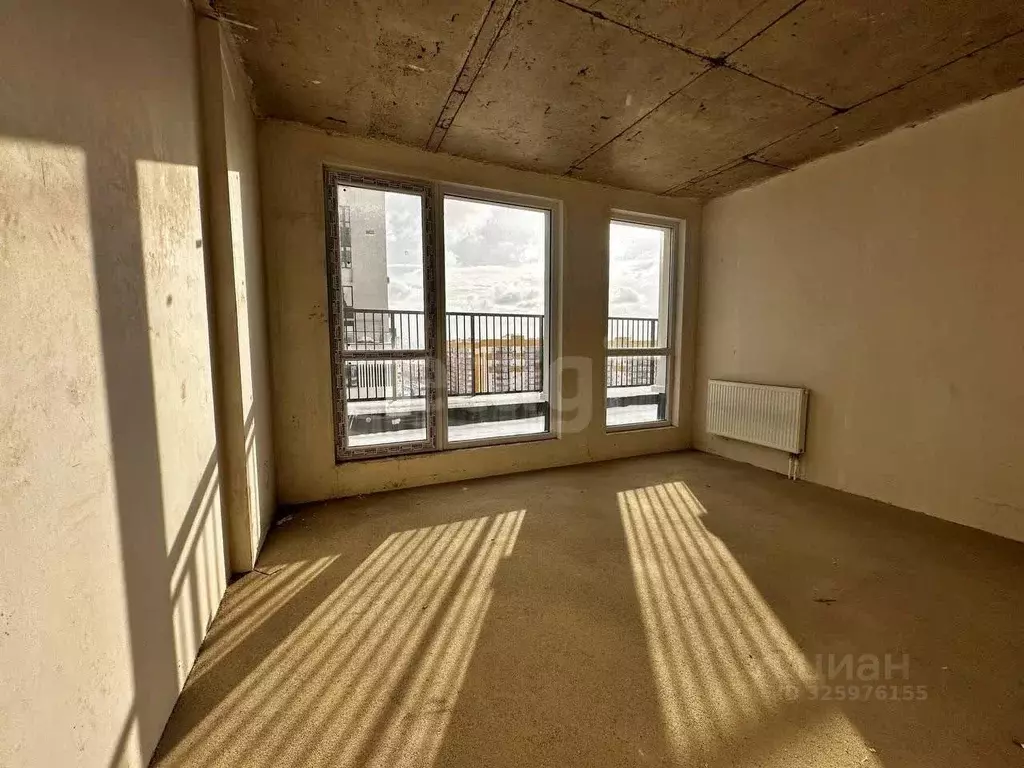 2-к кв. Крым, Симферополь просп. Александра Суворова (71.54 м) - Фото 1